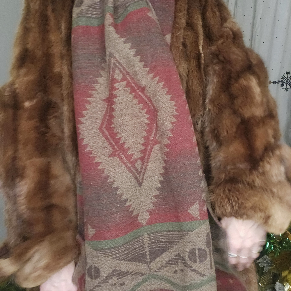 XL Western Print Geometric Patterned Scarf in Red and Brown
